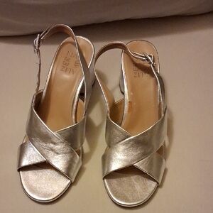 Naturalizer Metallic Sandals